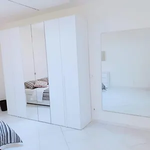 Visconti House Apartman