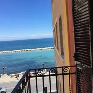  Dom wakacyjny Mariantomare Monolocale Lungomare